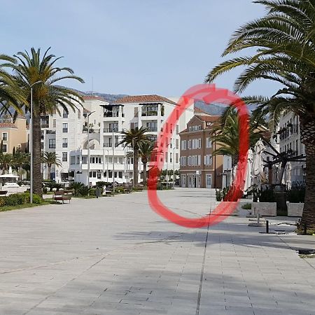 Room Next To Porto Montenegro Tivat Luaran gambar