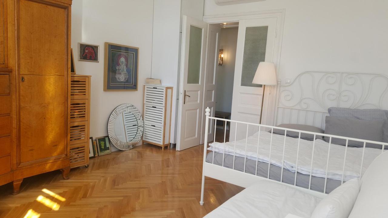 Room Next To Porto Montenegro Tivat Luaran gambar